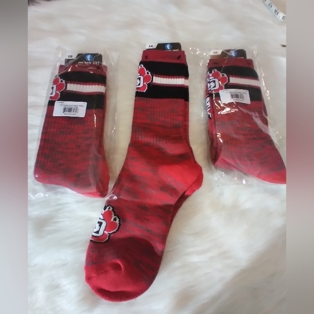For Bare Feet 3 pair logo socks NEW